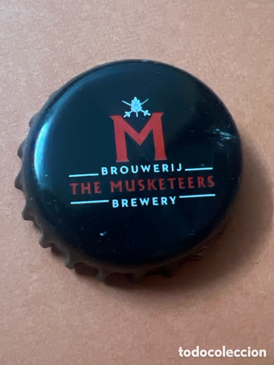 Coleccionismo de cervezas: T4/X102/N2. TAPON CORONA CAPSULA CHAPA CERVEZA THE MUSKETEERS (B&Eacute;LGICA)