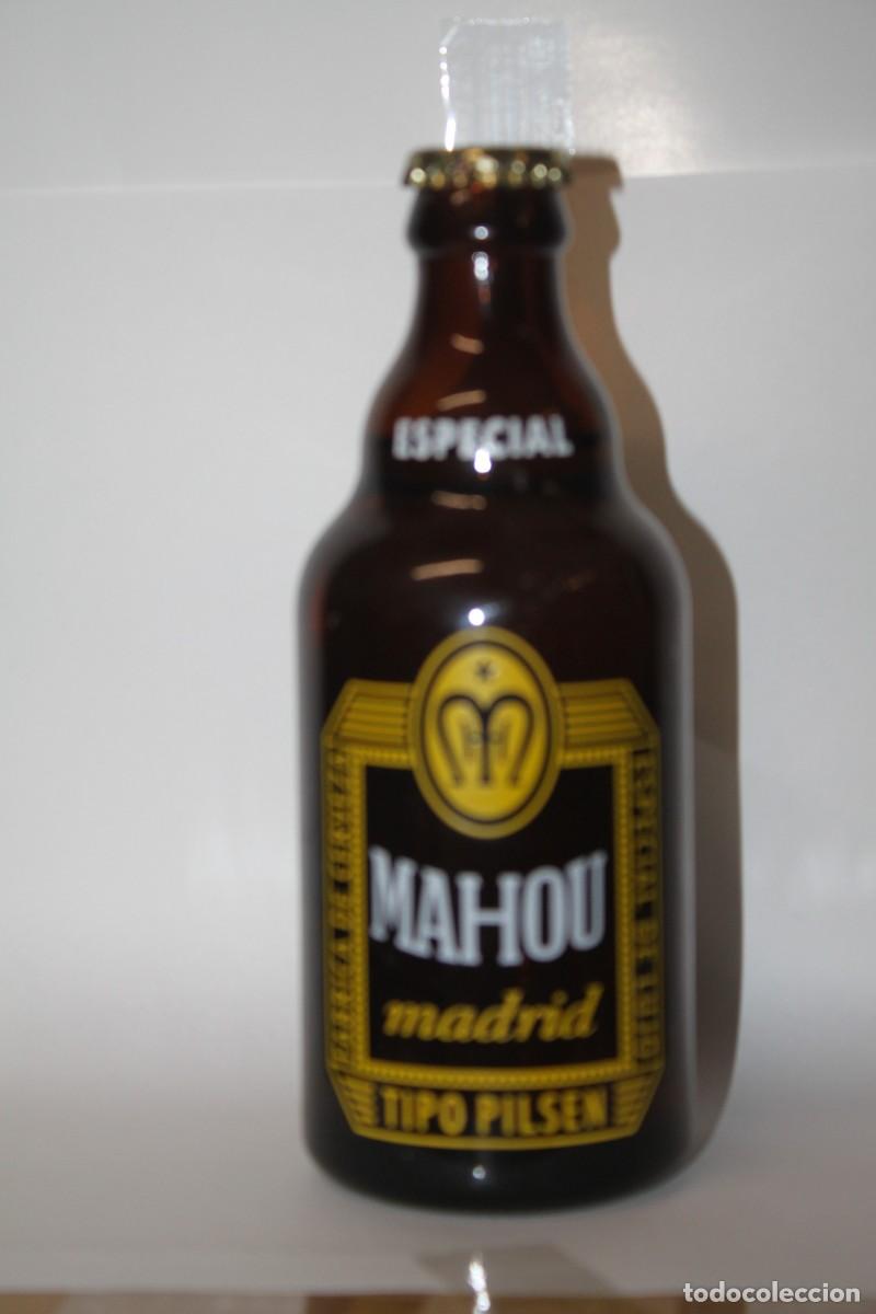 Coleccionismo de cervezas: BOTELLA CERVEZA MAHOU MADRID, 33 CL. LLENA