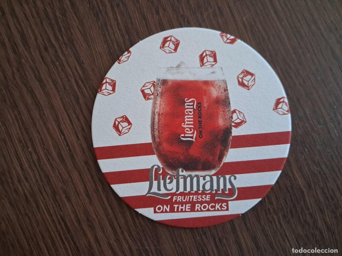 Coleccionismo de cervezas: posavasos de cerveza, liefmans, fruitesse on the rocks.