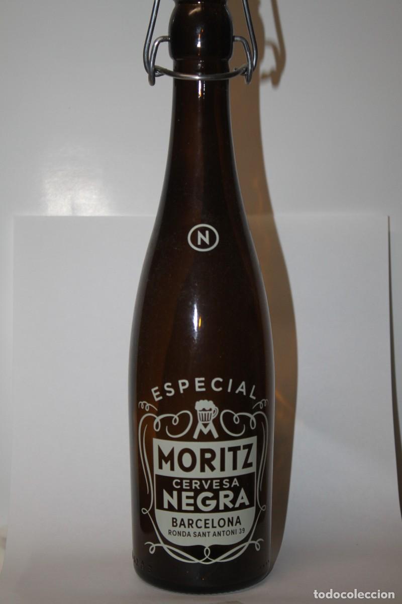 Coleccionismo de cervezas: BOTELLA CERVEZA MORITZ NEGRA, SERIGRAFIADA