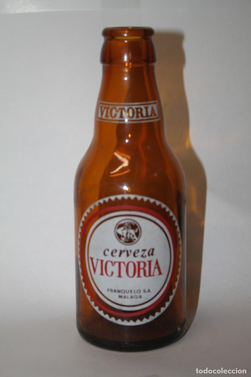 Coleccionismo de cervezas: ANTIGUO BOTELLIN CERVEZA VICTORIA 20 CL