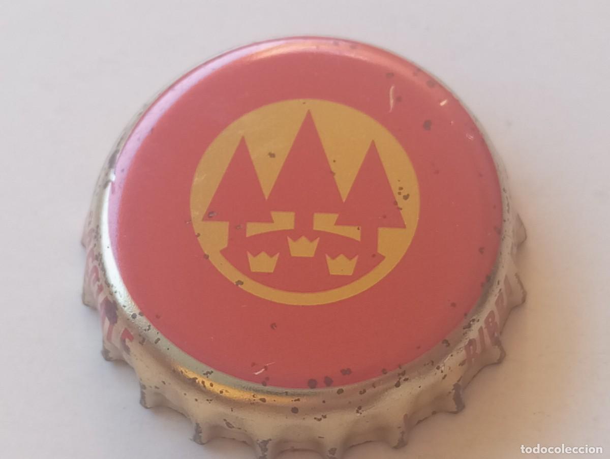 Coleccionismo de cervezas: Chapa tap&oacute;n corona de la cerveza italiana BIRRA FORST