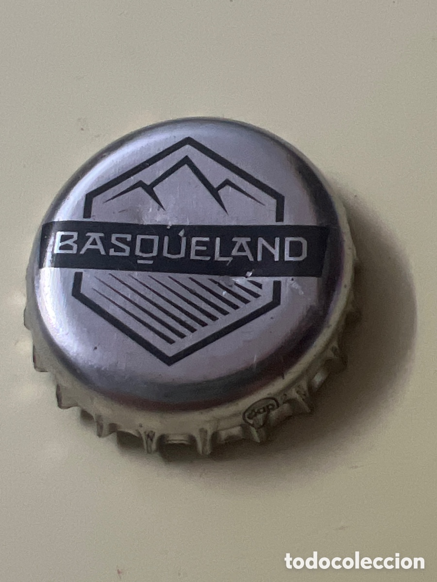 Coleccionismo de cervezas: T4/X118/J4. TAPON CORONA CAPSULA CHAPA CERVEZA BASQUELAND (ESPA&Ntilde;A) PAIS VASCO