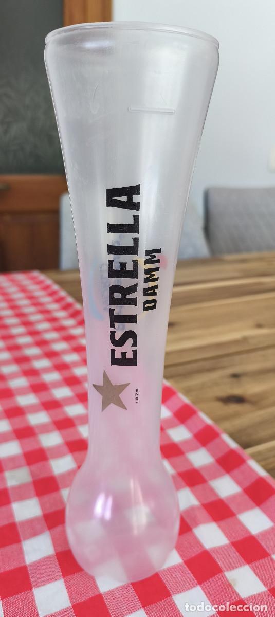 Coleccionismo de cervezas: VASO PLASTICO CERVEZA - ESTRELLA DAMM Port Aventura World - 30,5 x 8,5 cm
