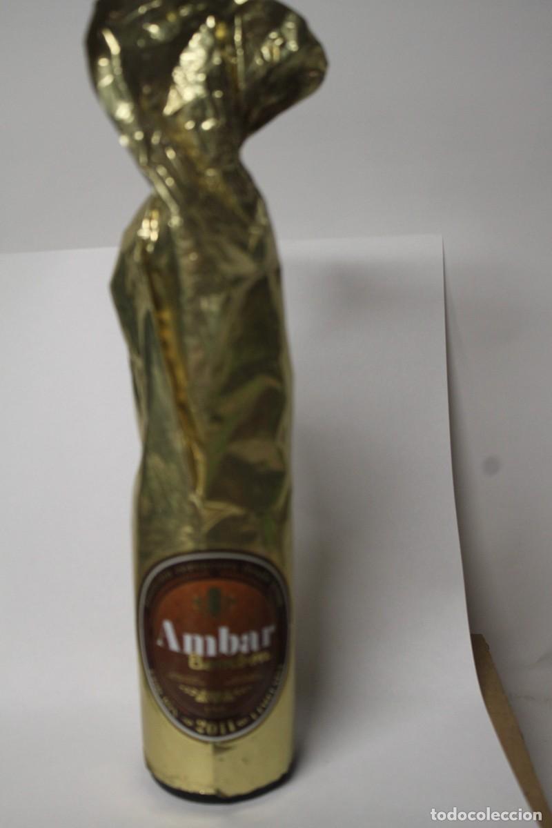 Coleccionismo de cervezas: BOTELLA CERVEZA AMBAR BOMBON 20 CL. LLENA
