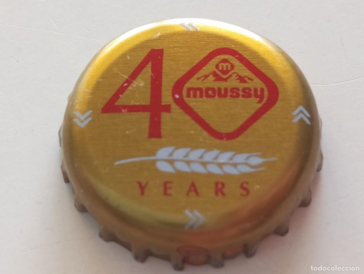 Coleccionismo de cervezas: Chapa tap&oacute;n corona de la cerveza suiza MOUSSY 40 YEARS