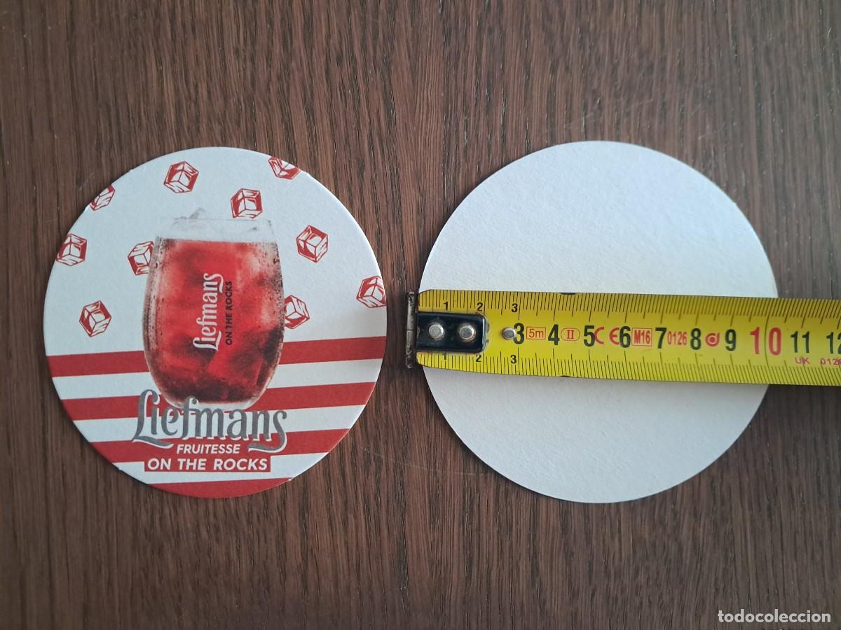 Coleccionismo de cervezas: posavasos de cerveza, liefmans, fruitesse on the rocks.