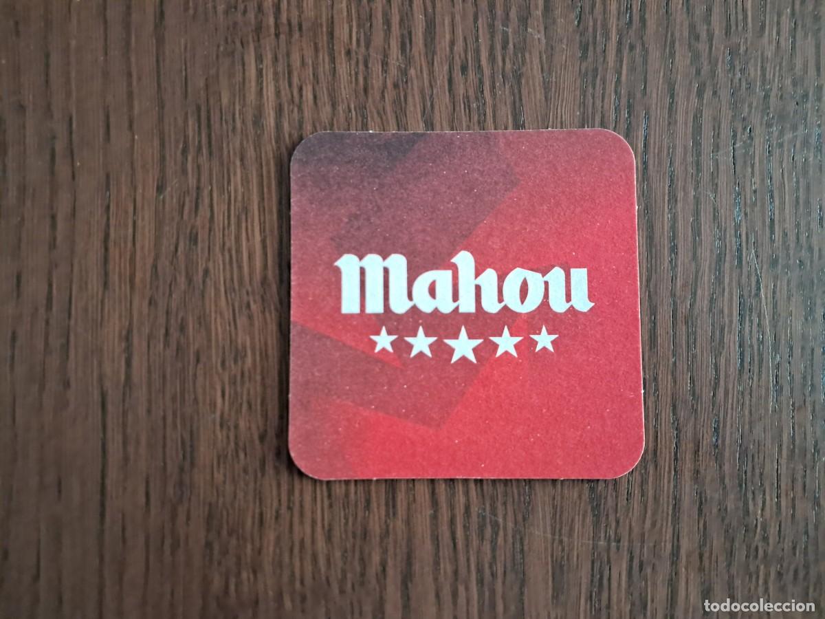 Coleccionismo de cervezas: posavasos de cerveza, Mahou, roja, cinco estrellas.