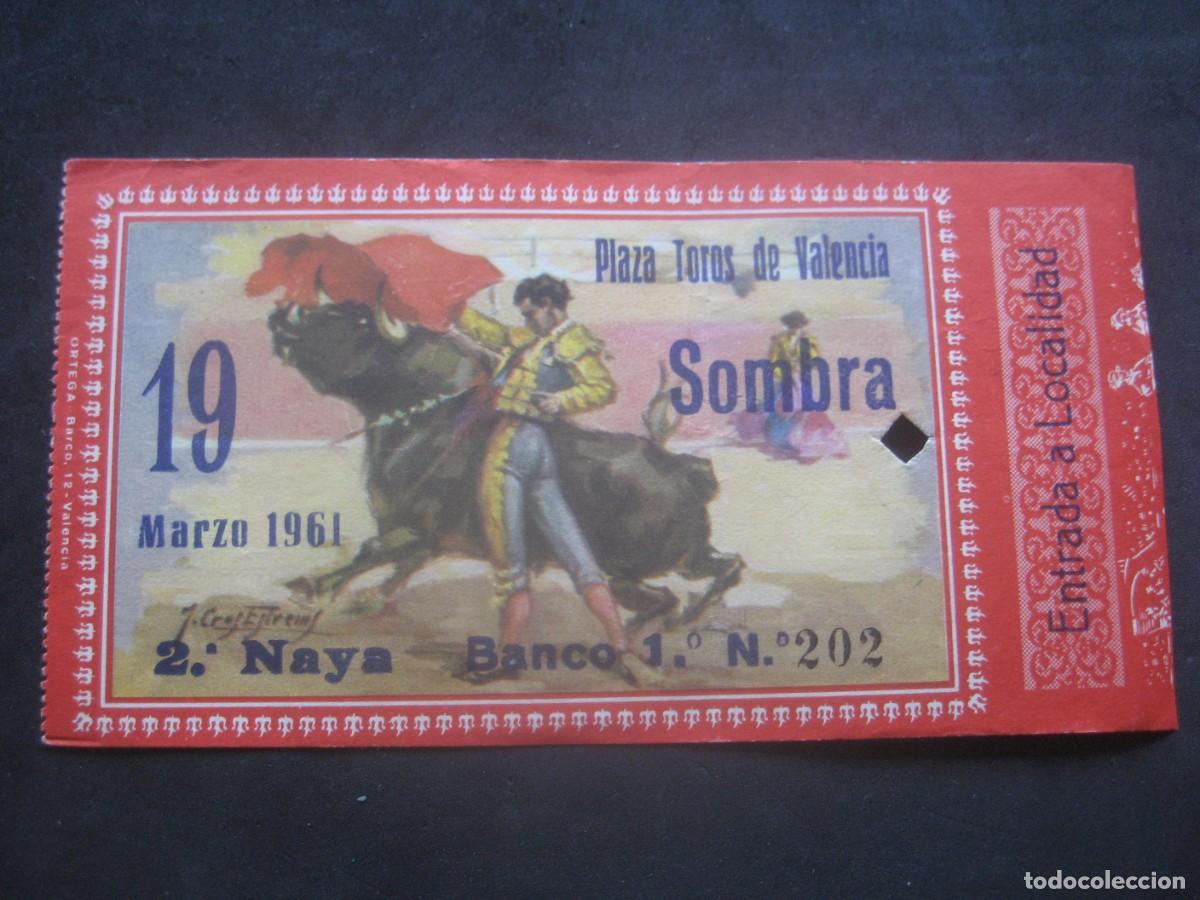 Coleccionismo de cervezas: ENTRADA DE TOROS VALENCIA 1961. PUBLICIDAD CERVEZA EL AGUILA