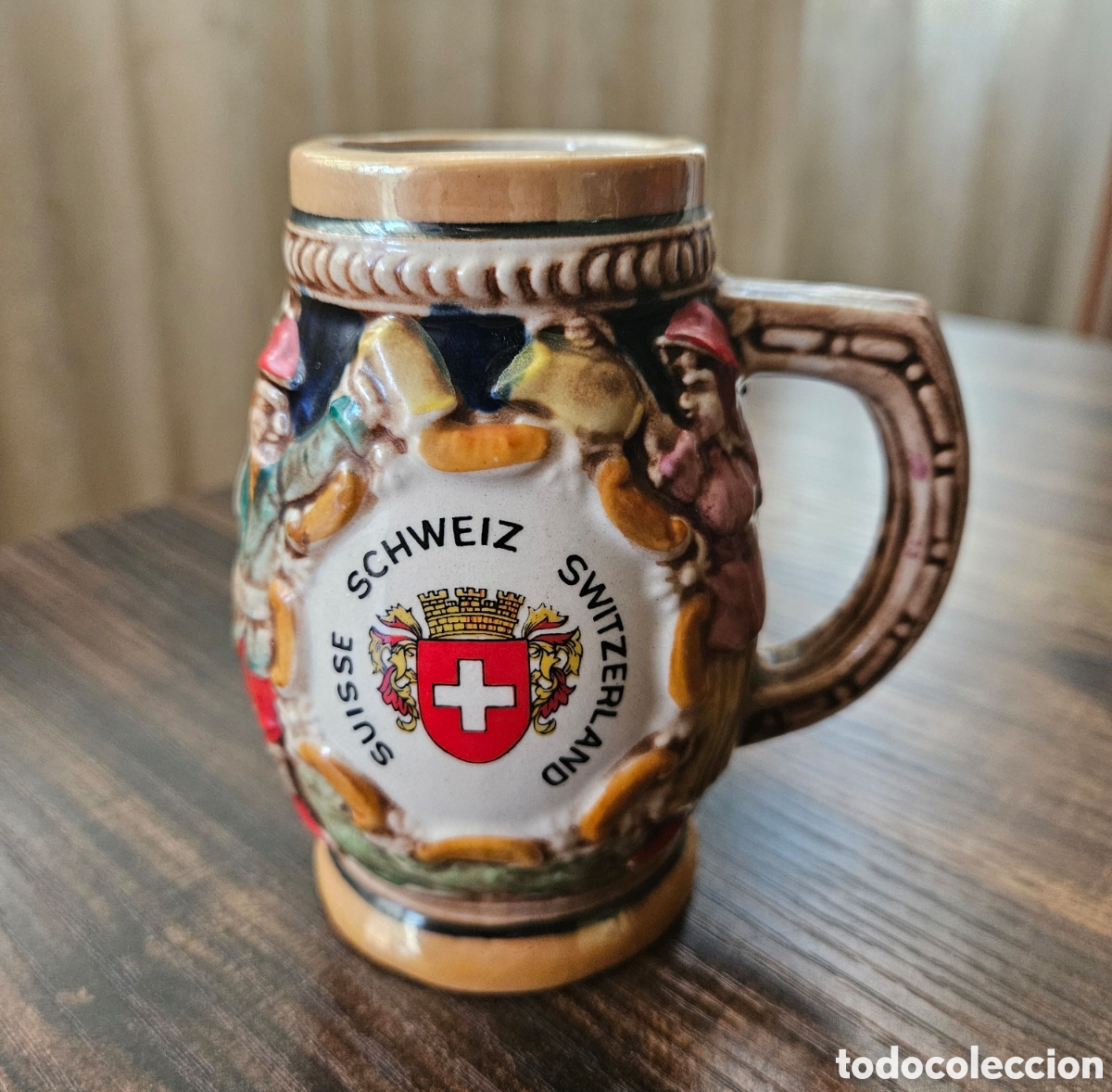 Coleccionismo de cervezas: RARA MINI JARRA CERVEZA ALEMANA &rdquo;SCHWEIZ&rdquo; - ESCENA RELIEVE POL&Iacute;CROMO -&iexcl;IMPECABLE!