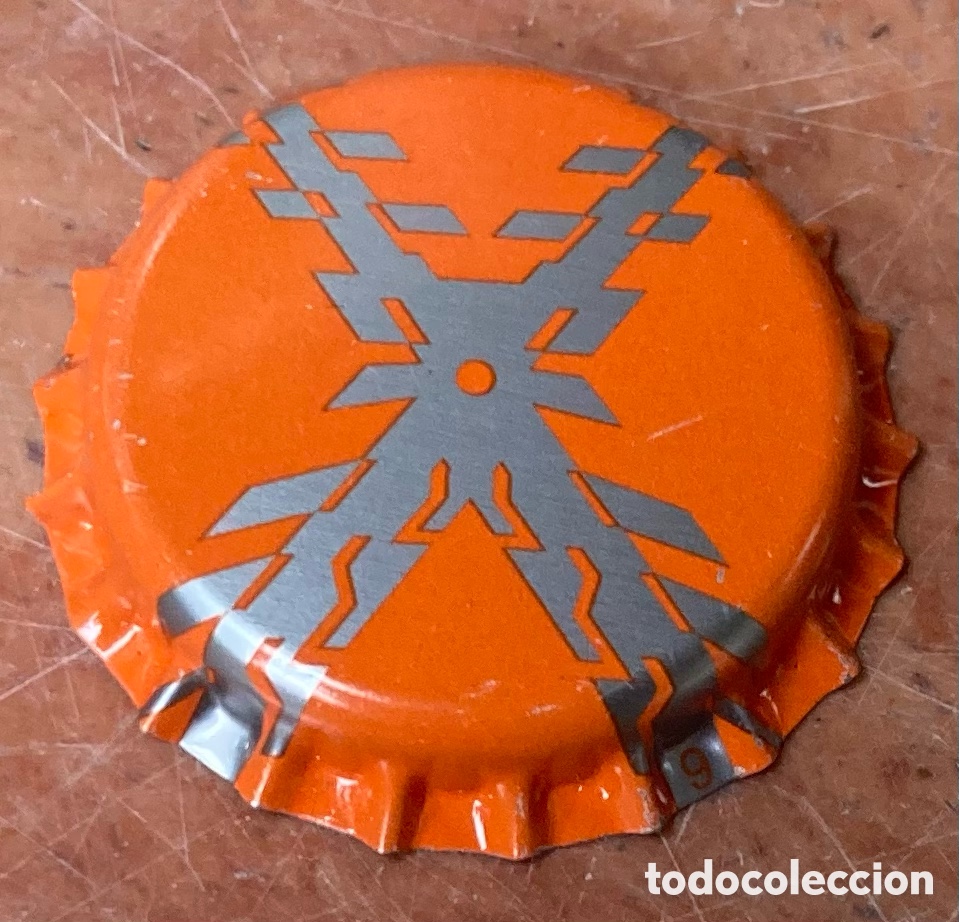 Coleccionismo de cervezas: TAP&Oacute;N CORONA CAPSULE BIERE BOTTLE CAP TAPPI BIRRA ARTESANA TRONZADORA.HUESCA--LOTE N.1528--CARMANJO