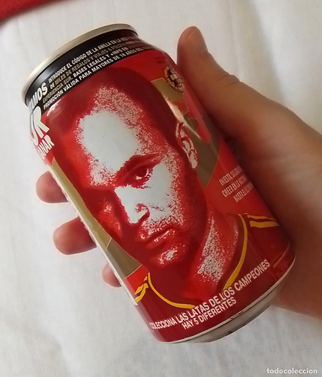 Coleccionismo de cervezas: ANTIGUA LATA DE CERVEZA BEER CRUZCAMPO ANDR&Eacute;S INIESTA F&Uacute;TBOL ESPA&Ntilde;A SELECCI&Oacute;N 2012 CADUCIDAD EN 2013