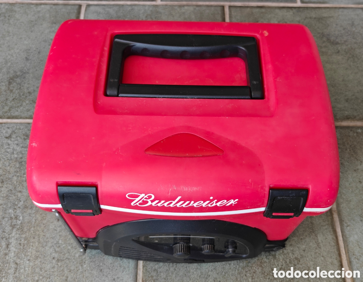 Collectionnisme de bi&egrave;res: Nevera con Radio Cerveza Budweiser