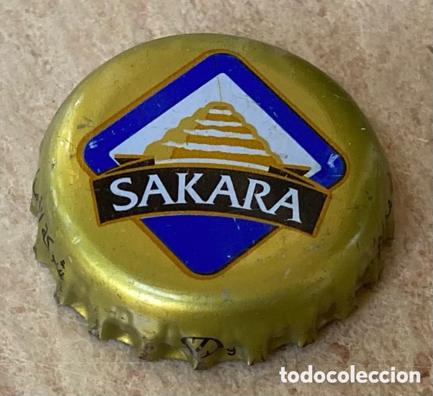 Coleccionismo de cervezas: TAP&Oacute;N CORONA BOTTLE CAP BEER CHAPA CERVEZA SAKARA. EGIPTO. FAB.CHAPA:ZAPATA--LOTE N.1332--CARMANJO