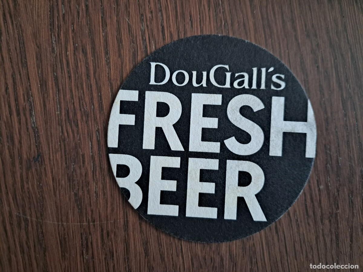 Coleccionismo de cervezas: posavasos de cerveza artesanal, Dougall's. Cantabria.