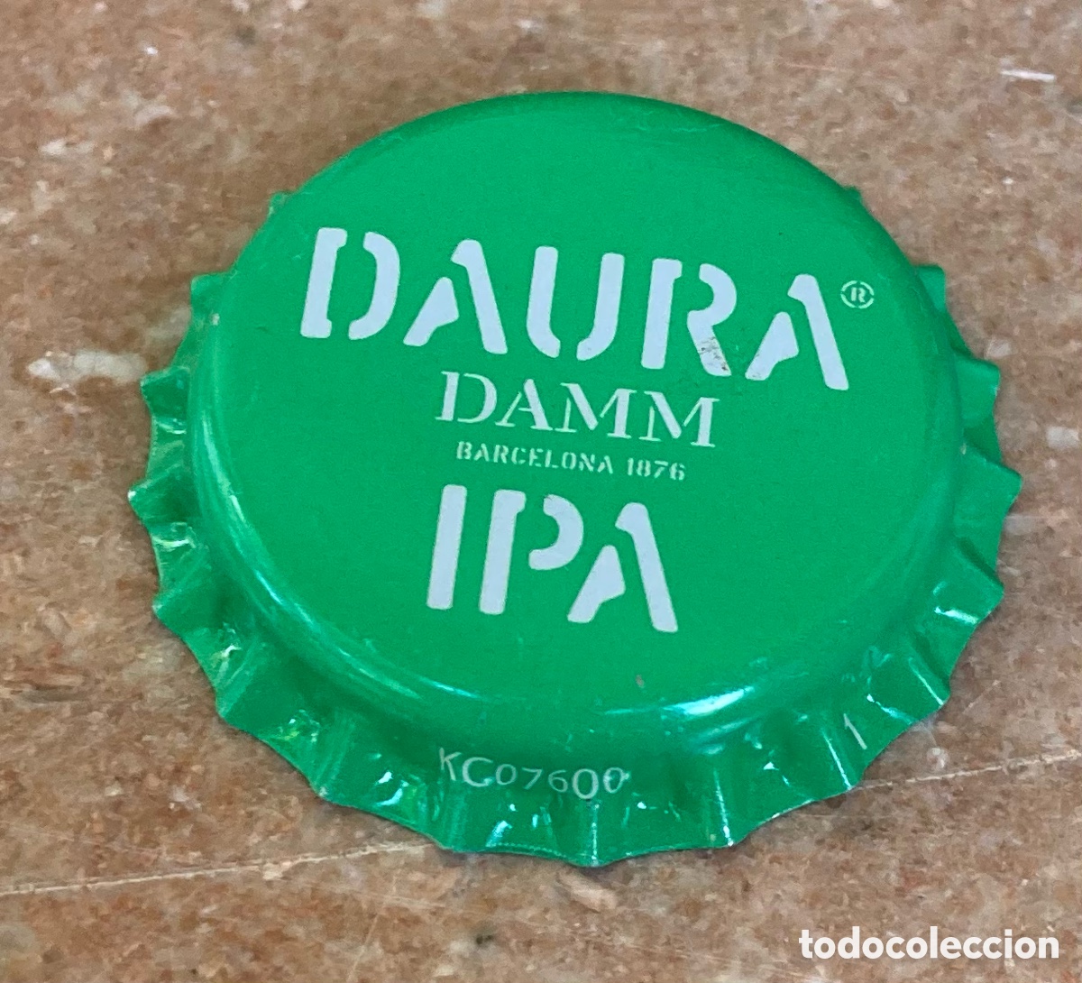Coleccionismo de cervezas: CHAPA BOTTLE CAP TAP&Oacute;N CORONA BEER CAPSULE BIERE CERVEZA DAURA DAMM IPA --LOTE N. 3660--CARMANJO