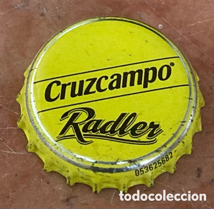Coleccionismo de cervezas: BOTTLE CAP TAP&Oacute;N CORONA BEER BIERE CHAPA BIRRA CERVEZA CRUZCAMPO RADLER.--LOTE N. 2244--CARMANJO