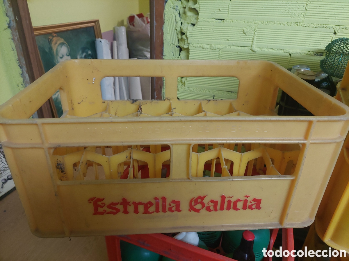 Coleccionismo de cervezas: CAJA VINTAGE ESTRELLA GALICIA 33 CL 18 BOTELLAS