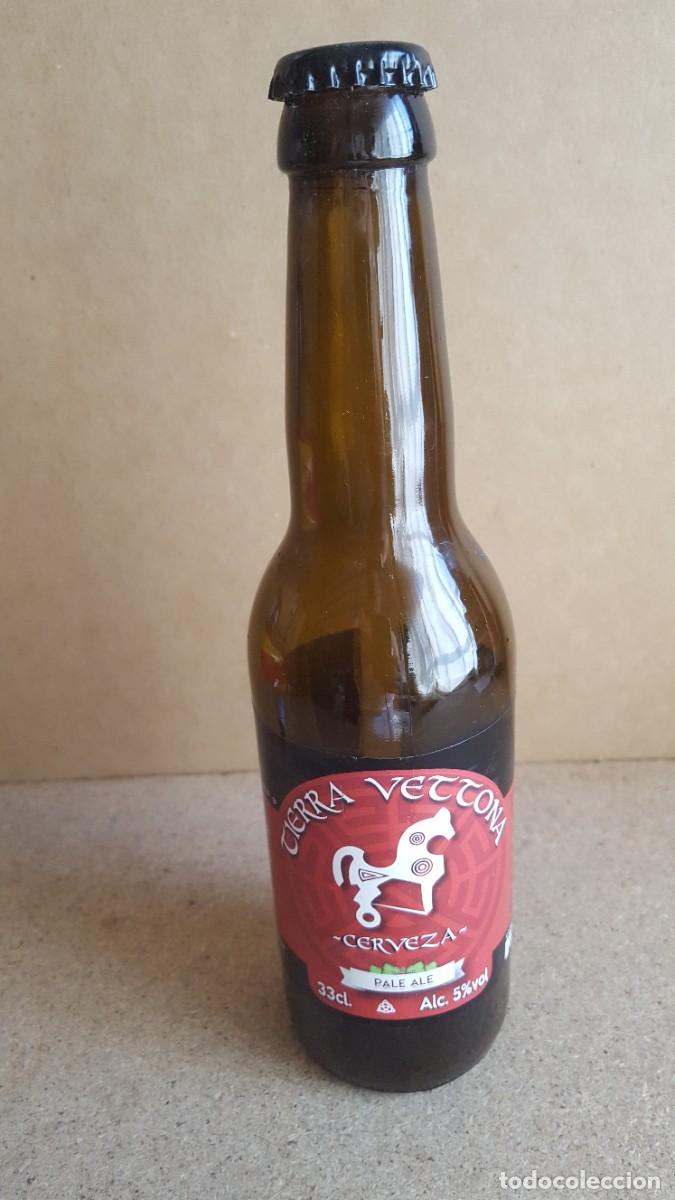 Coleccionismo de cervezas: Botella/botell&iacute;n cerveza Tierra Vettona. 33cl. VAC&Iacute;A.