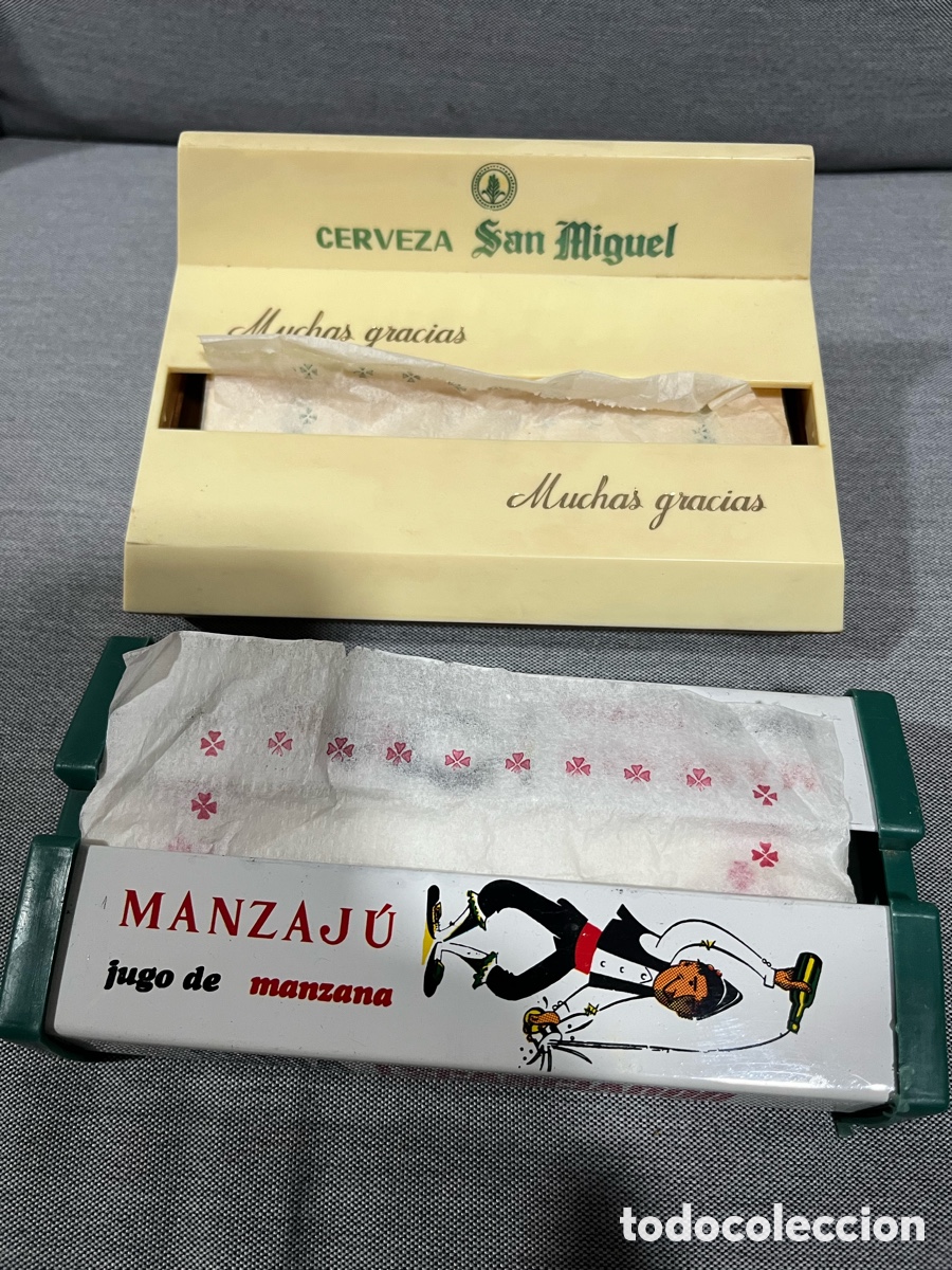 Coleccionismo de cervezas: Pack 2 Servilleteros Vintage de Bar - Cerveza San Miguel y Jugo de Manzana Manzaj&uacute;