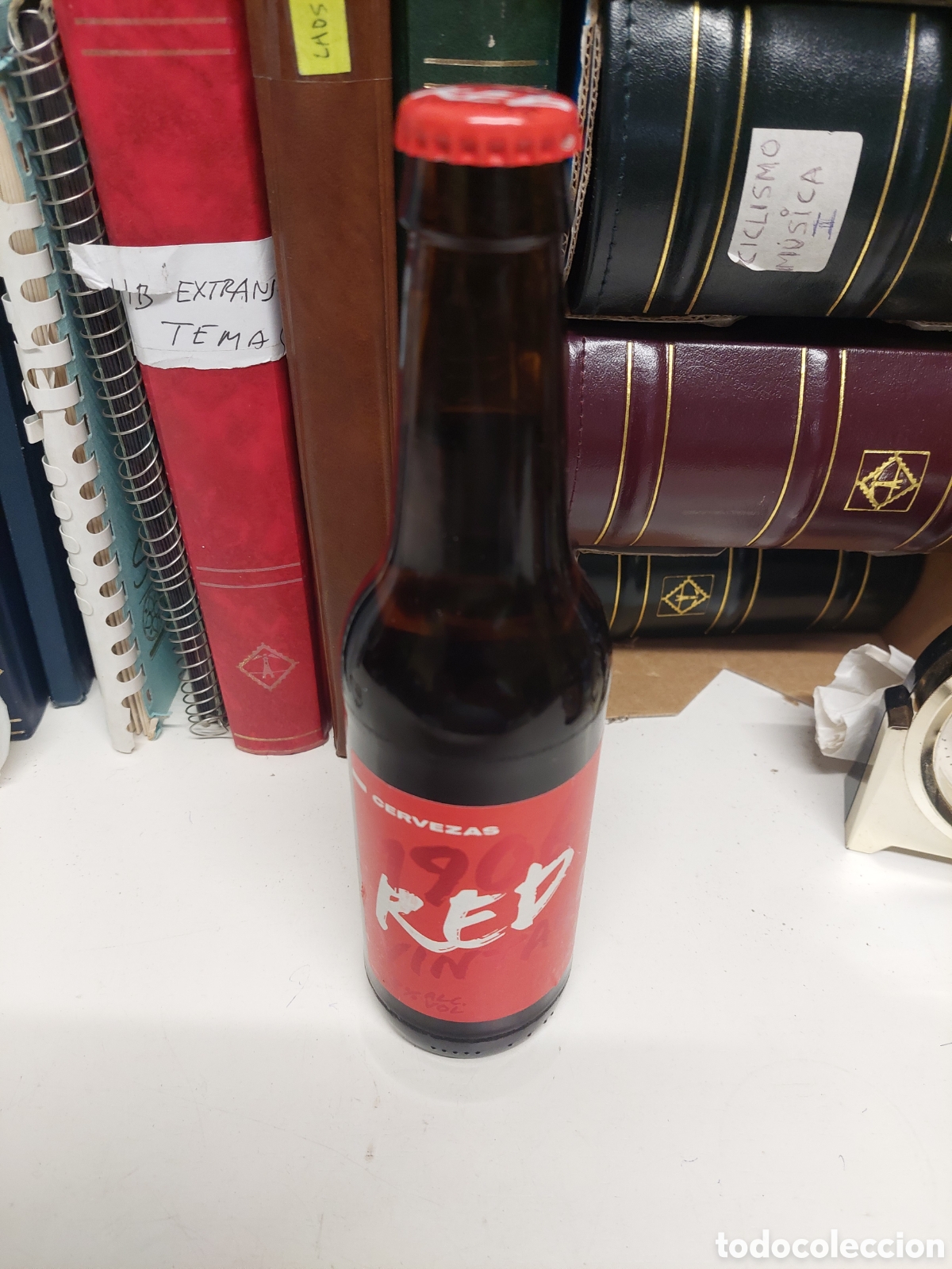 Coleccionismo de cervezas: BOTELLA CERVEZA RED LLENA VINTAGE