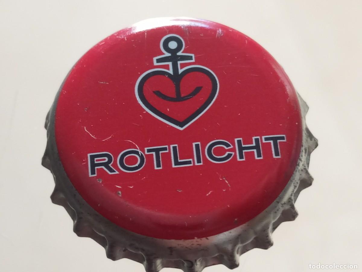 Colecionismo de cervejas: Chapa tap&oacute;n corona de la cerveza alemana ASTRA ROTLICHT