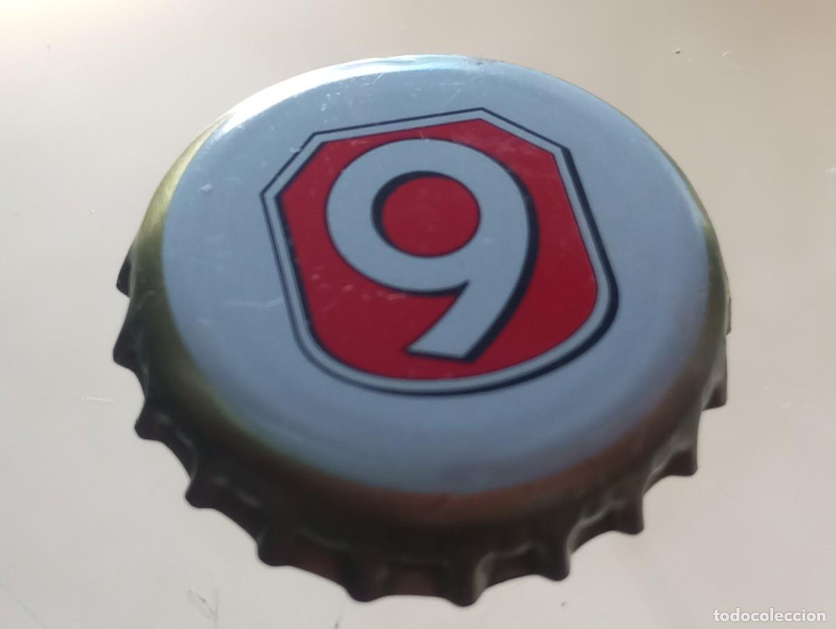 Collezionismo di birre: Chapa tap&oacute;n corona de la cerveza alemana NEUNSPRINGE 9 (falda dorada)