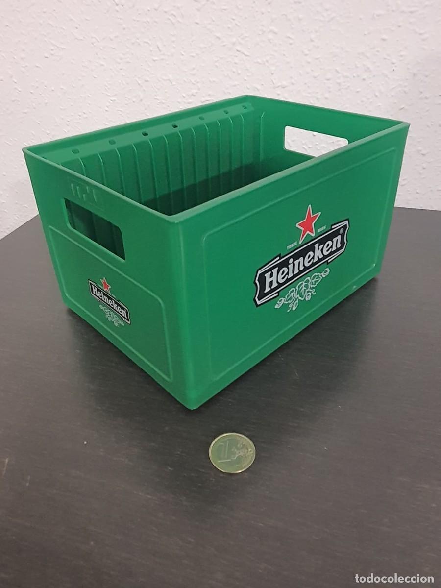 Collectionnisme de bi&egrave;res: Caja Guarda CD Vintage Heineken de Pl&aacute;stico Verde &ndash; A&ntilde;os 80/90