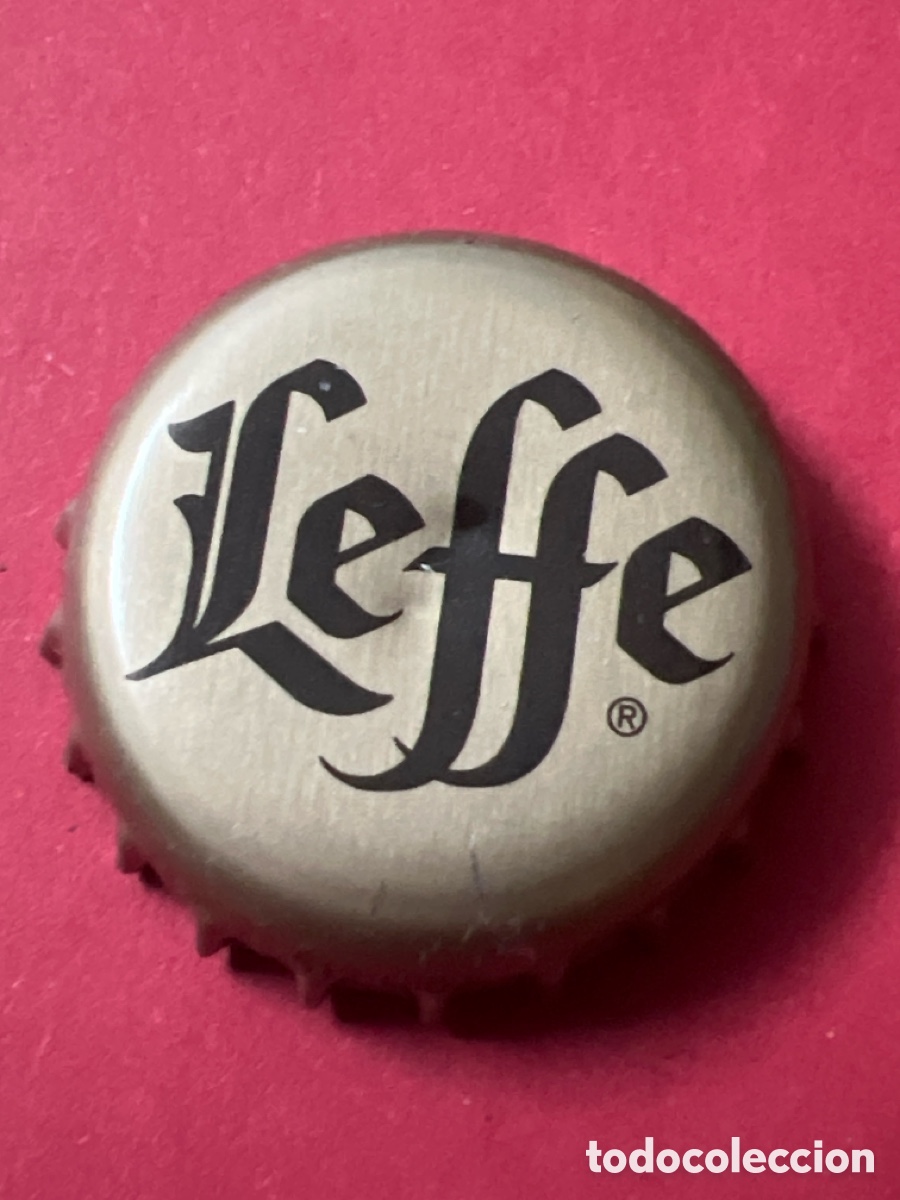 Coleccionismo de cervezas: T4/X147/33. TAPON CORONA CAPSULA CHAPA CERVEZA LEFFE (B&Eacute;LGICA)