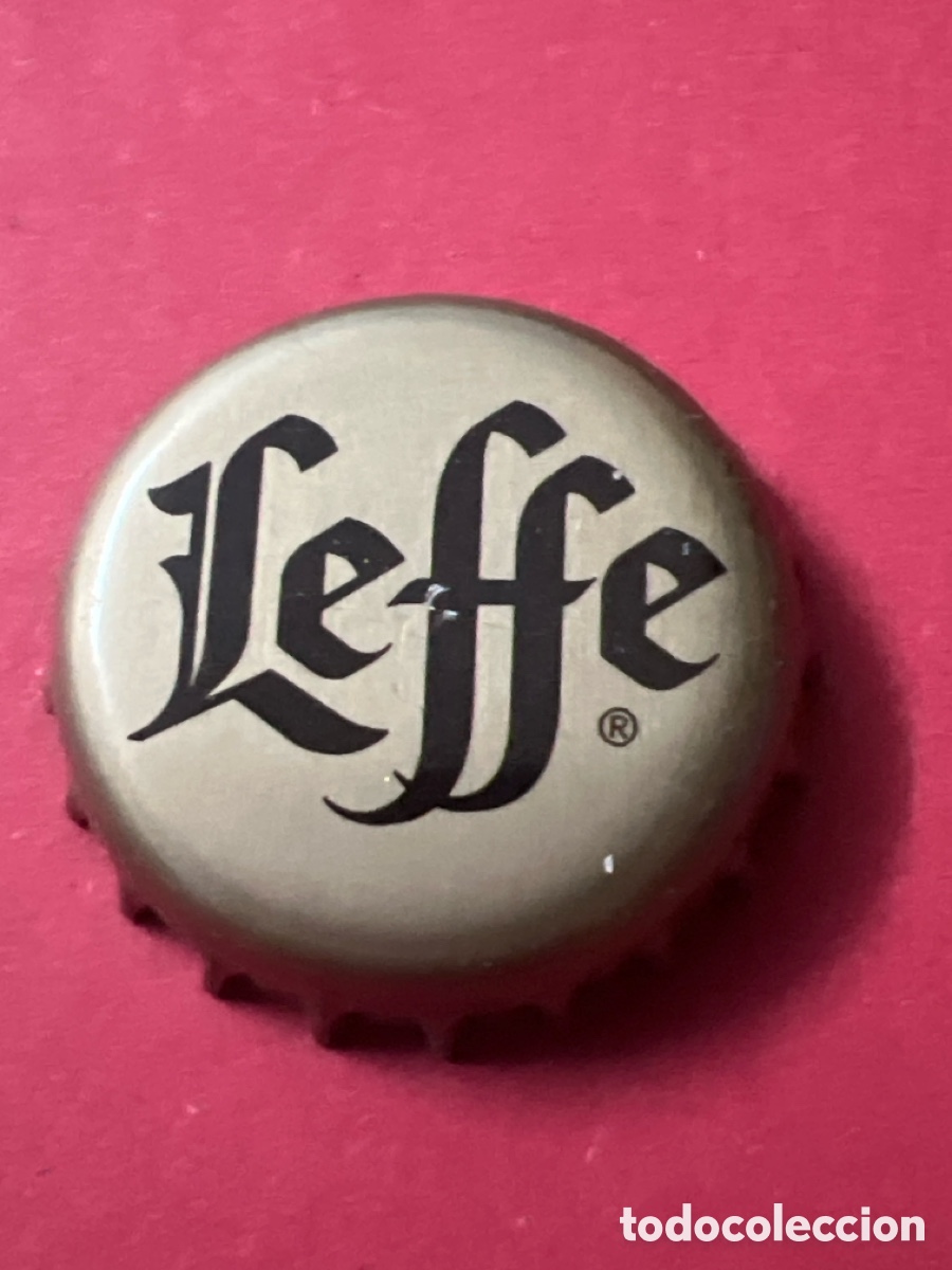 Coleccionismo de cervezas: T4/X147/34. TAPON CORONA CAPSULA CHAPA CERVEZA LEFFE (B&Eacute;LGICA)