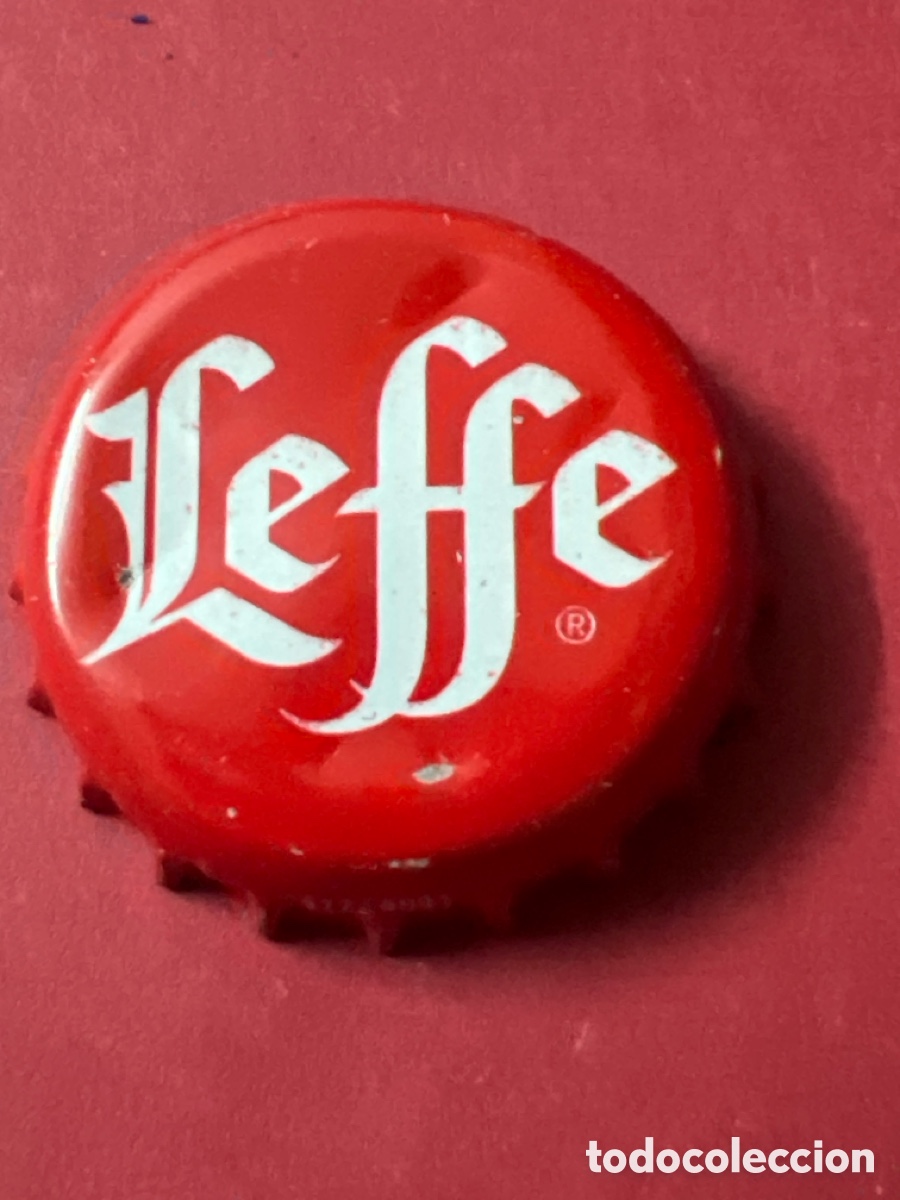 Coleccionismo de cervezas: T4/X147/38. Chapa tap&oacute;n corona de cerveza - Leffe (B&eacute;lgica)