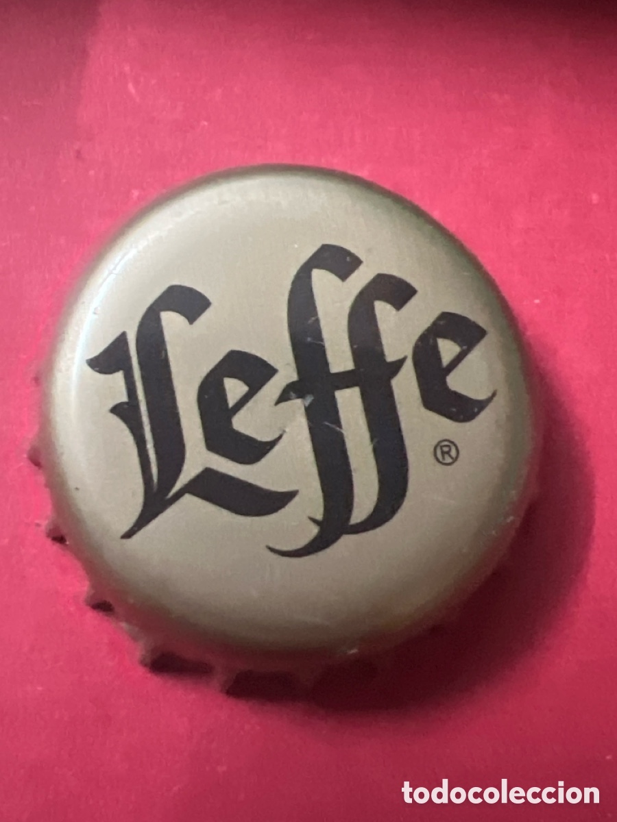 Coleccionismo de cervezas: T4/X144/D5. TAPON CORONA CAPSULA CHAPA CERVEZA LEFFE (B&Eacute;LGICA)