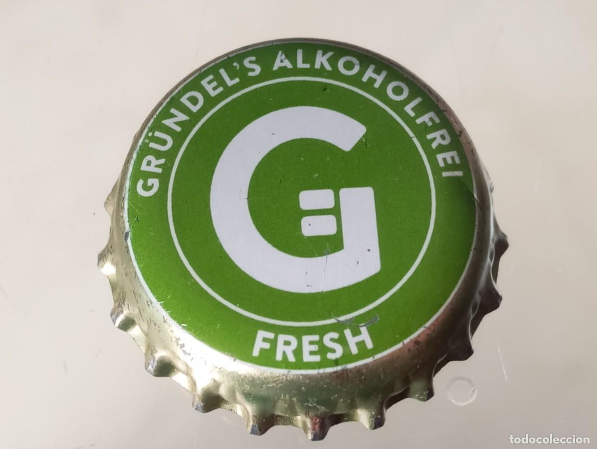 Coleccionismo de cervezas: Chapa tap&oacute;n corona de la cerveza alemana KARLSBERG GRUNDEL'S ALKOHOLFREI FRESH