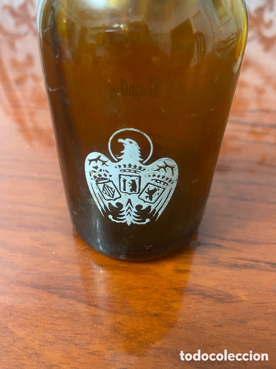 Coleccionismo de cervezas: Botella 1/5 cerveza el &aacute;guila - Foto 2