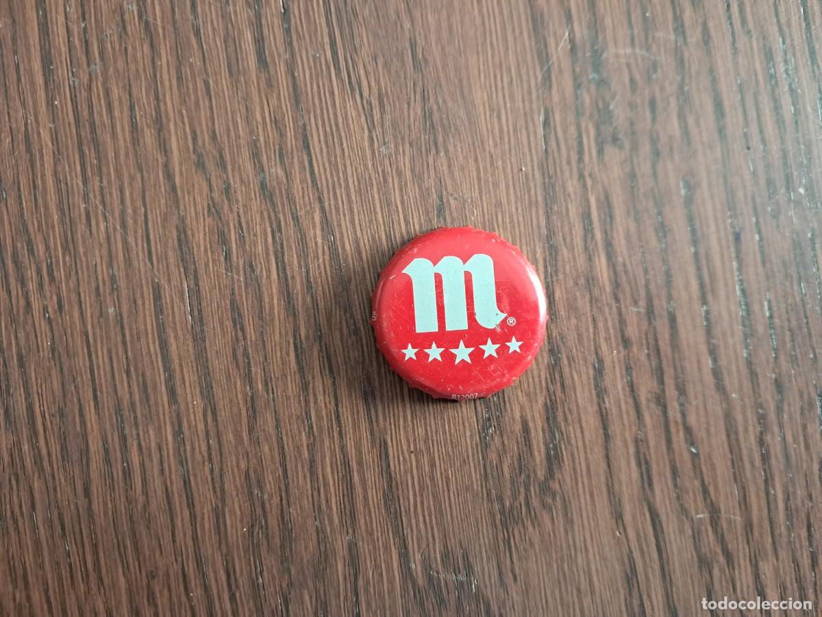 Coleccionismo de cervezas: chapa tap&oacute;n corona de cerveza, Mahou roja.