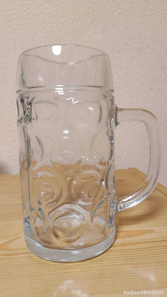 Coleccionismo de cervezas: Jarra de cerveza de cristal con relieve de hoyuelos 16 cm