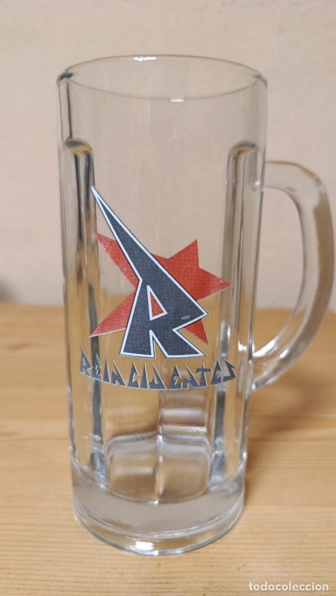 Coleccionismo de cervezas: Jarra de cerveza cristal Reincidentes grupo rock 16 cm