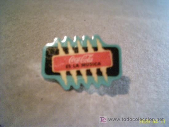 Coleccionismo de Coca-Cola y Pepsi: PIN DE COCA-COLA. COCA-COLA ES LA MÚSICA. PERFECTO