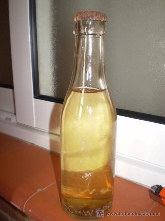 Collecting of Coca-Cola and Pepsi: BOTELLA DE TONICA SWCHEPPS.