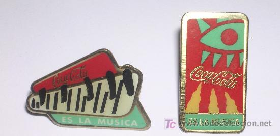 Colecionismo de Coca-Cola e Pepsi: LOTE DE 2 PIN O INSIGNIAS DE SOLAPA DE COCA - COLA ES LA M&Uacute;SICA - ORIGINALES A&Ntilde;OS 90; A ESTRENAR