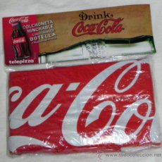 Coleccionismo de Coca-Cola y Pepsi: COLCHONETA HINCHABLE CON FORMA DE BOTELLA COCA COLA - SIN ABRIR - PISCINA PLAYA JUGUETE COCACOLA
