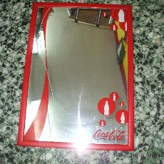 Coleccionismo de Coca-Cola y Pepsi: ESPEJO DE COCA COLA AÑOS 70 ,MIDE 80 X 50 APROX ,ESTA COMO NUEVO ,. Lote 35834400