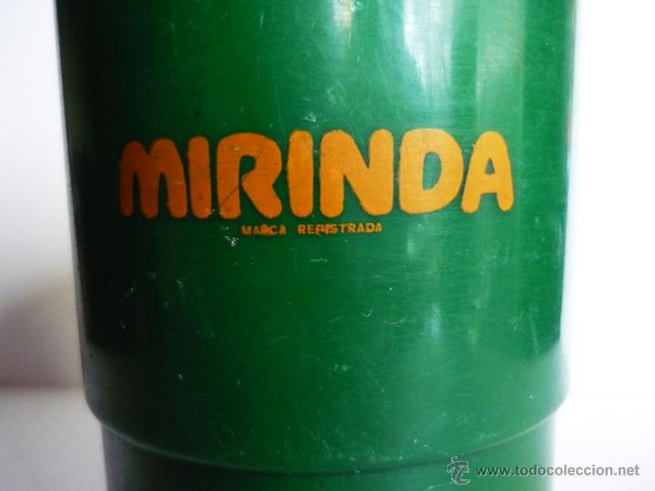Sammeln von Coca-Cola und Pepsi: MIRINDA.VASO DE MIRINDA A&Ntilde;OS 50-60 EN PASTA O PLASTICO DURO . VER FOTO COMPLETA