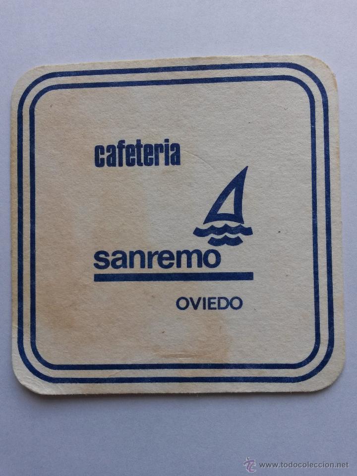 Collectionnisme de Coca-Cola et Pepsi: Posavaso con a&ntilde;os cafeteria sanremo , oviedo ,fechado detras en 1982