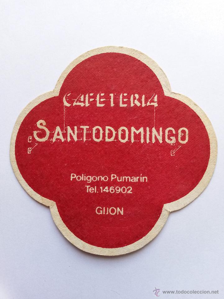 Collectionnisme de Coca-Cola et Pepsi: Posavaso con a&ntilde;os cafeteria santo domingo, gijon