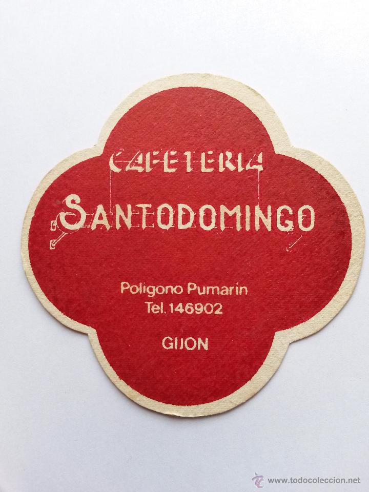 Collectionnisme de Coca-Cola et Pepsi: Posavaso con a&ntilde;os cafeteria santodomingo, gijon (fechada detras en 1982)