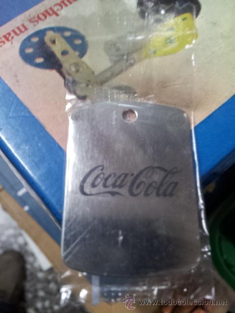 Collezionismo di Coca-Cola e Pepsi: CHAPA COLGANTE COCA-COLA