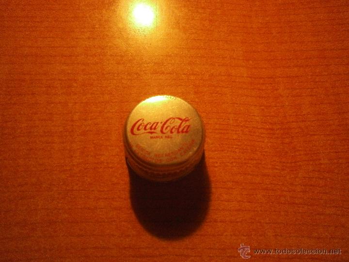 Collecting of Coca-Cola and Pepsi: TAPON DE ROSCA COCA - COLA GRAN CONCURSO AMA DE CASA PREMIO VALE POR TOSTADORA MOULINEX A&Ntilde;OS 80