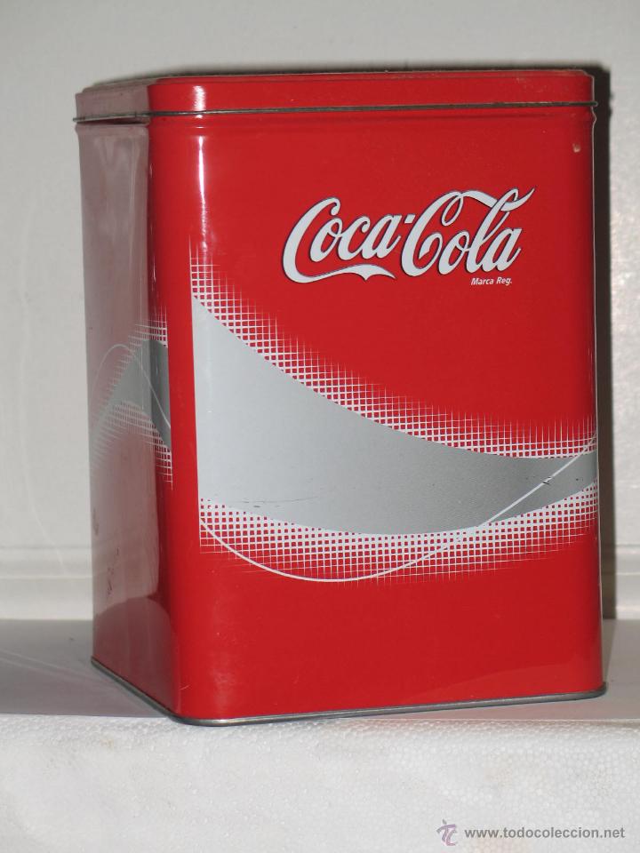 Coleccionismo de Coca-Cola y Pepsi: BOTE DE LAT&Oacute;N COCA COLA - Foto 1