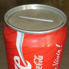 Coleccionismo de Coca-Cola y Pepsi: COCA COLA LATA HUCHA AÑOS 80. Lote 45403119